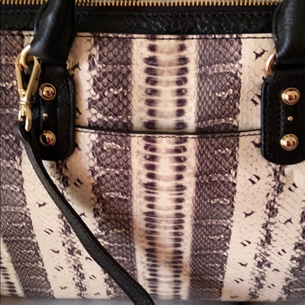SOLD SOLD SOLD Michael Kors bag - Picture 3 of 5